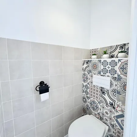 Holiday home Maison De Standing - 50m Des Plages - Jacuzzi Ploemeur
